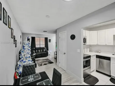 3970 NW 31st Terrace Lauderdale Lakes FL 33309