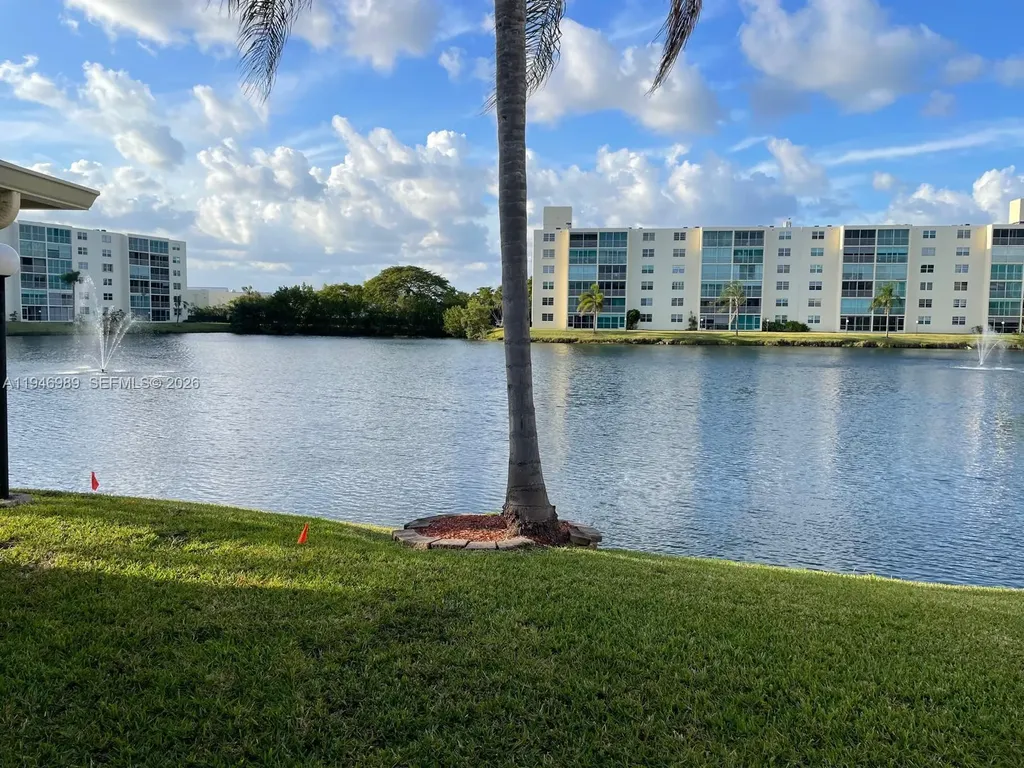 121 SE 3rd Avenue Dania Beach FL 33004