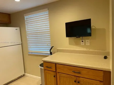 121 SE 3rd Avenue Dania Beach FL 33004