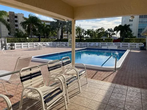 121 SE 3rd Avenue Dania Beach FL 33004