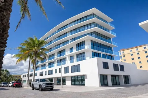 3319 N Ocean Drive Hollywood FL 33019
