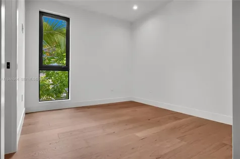 223 NW 51st Street Miami FL 33127