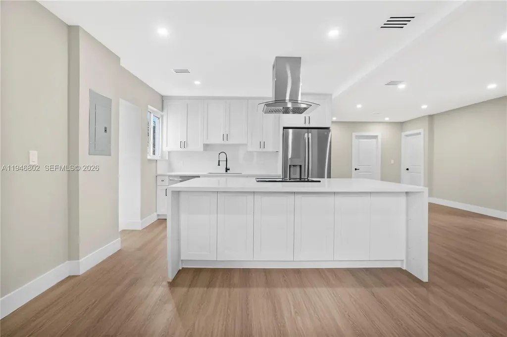 1151 NW 45th Street Miami FL 33127