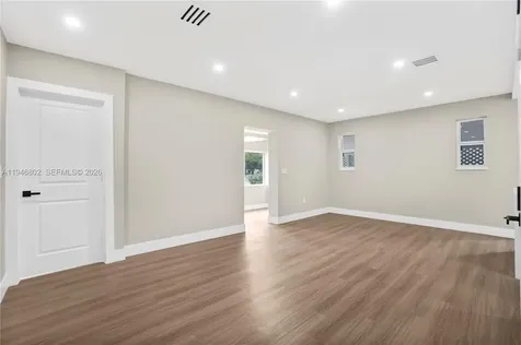 1151 NW 45th Street Miami FL 33127