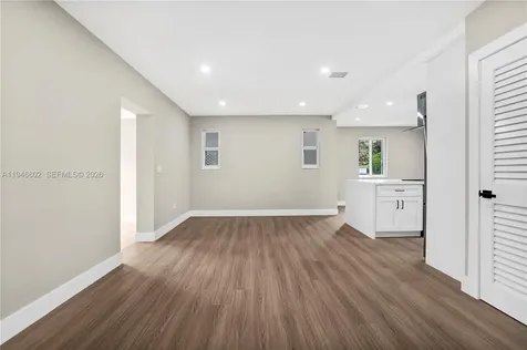 1151 NW 45th Street Miami FL 33127