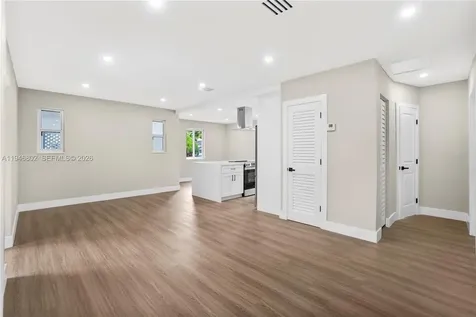 1151 NW 45th Street Miami FL 33127