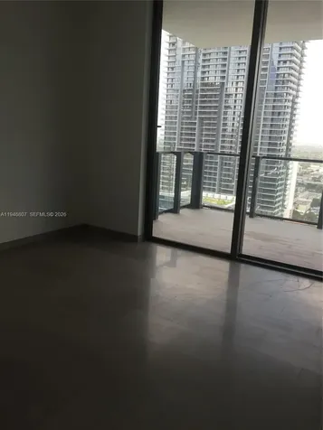 68 SE 6 Miami FL 33131