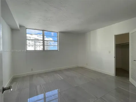 3001 S Ocean Drive Hollywood FL 33019