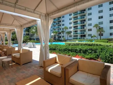 3001 S Ocean Drive Hollywood FL 33019