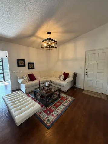 4944 NW 102nd Avenue Doral FL 33178