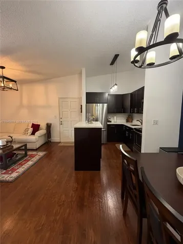 4944 NW 102nd Avenue Doral FL 33178