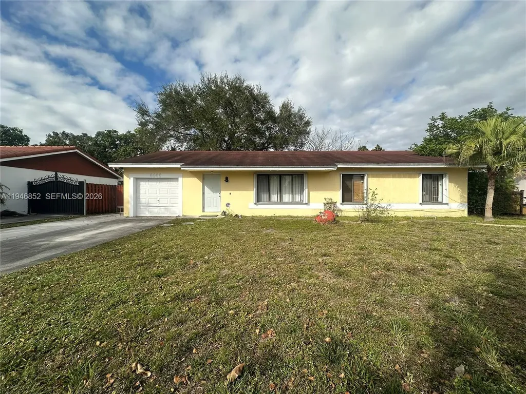 5965 NW 200th Street Hialeah FL 33015