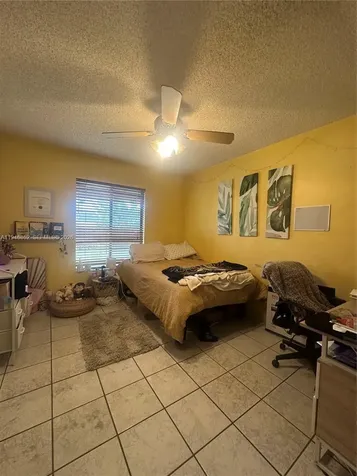 5965 NW 200th Street Hialeah FL 33015
