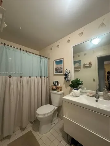 5965 NW 200th Street Hialeah FL 33015