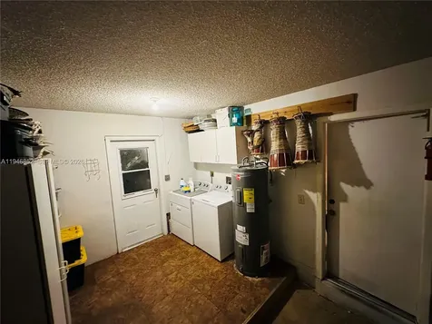 5965 NW 200th Street Hialeah FL 33015