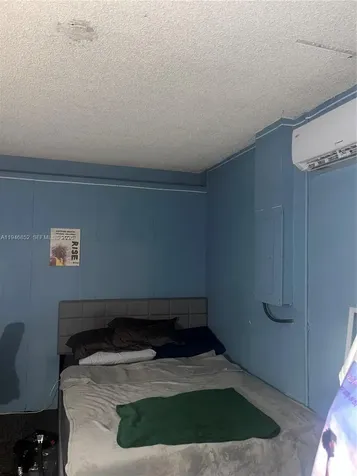 5965 NW 200th Street Hialeah FL 33015