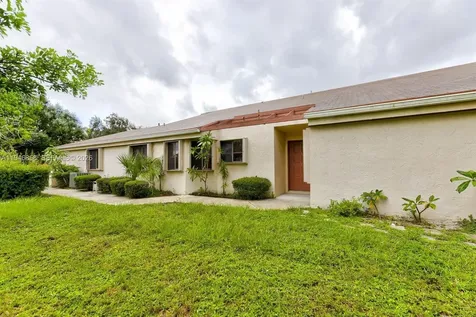 3800 NW 19th Street Coconut Creek FL 33066