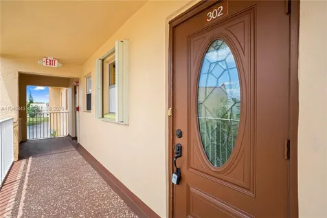 2811 N Pine Island Road Sunrise FL 33322