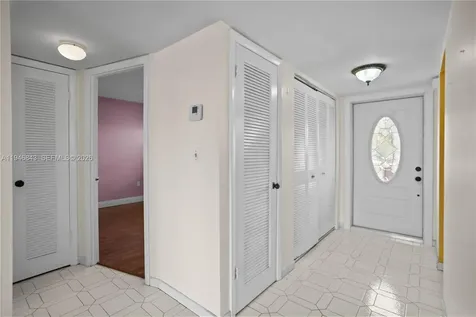 2811 N Pine Island Road Sunrise FL 33322