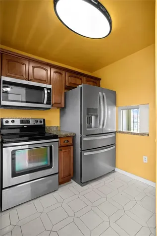 2811 N Pine Island Road Sunrise FL 33322