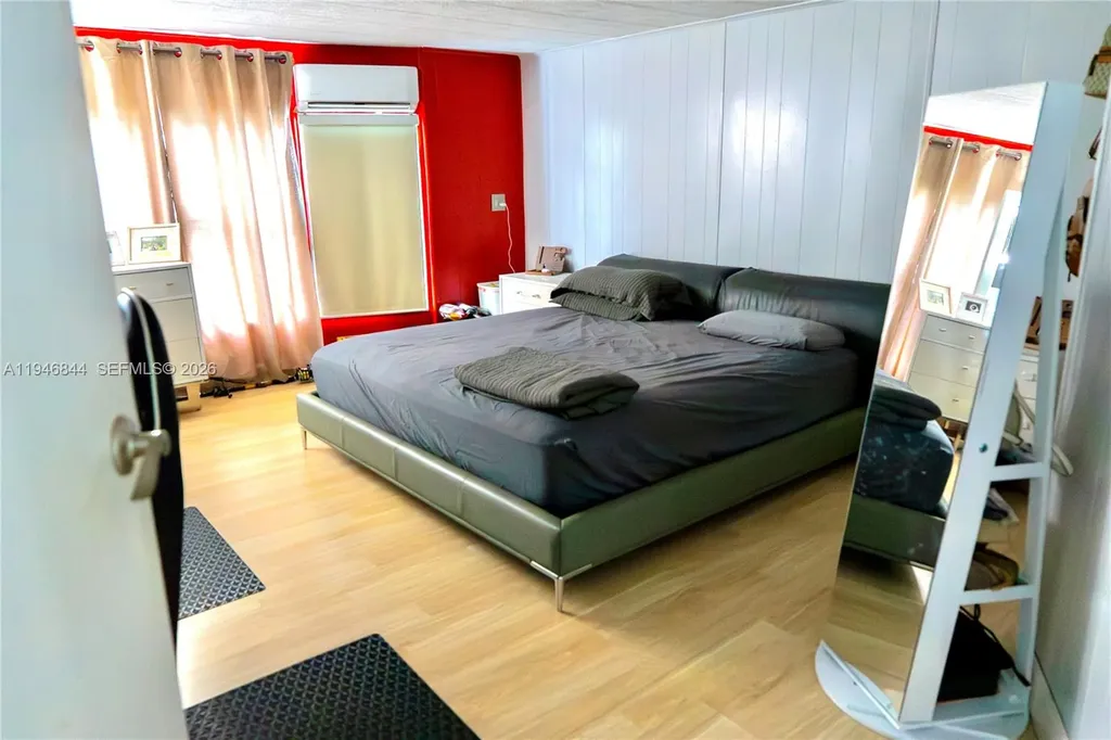 12405 SW 5th Street Fort Lauderdale FL 33325