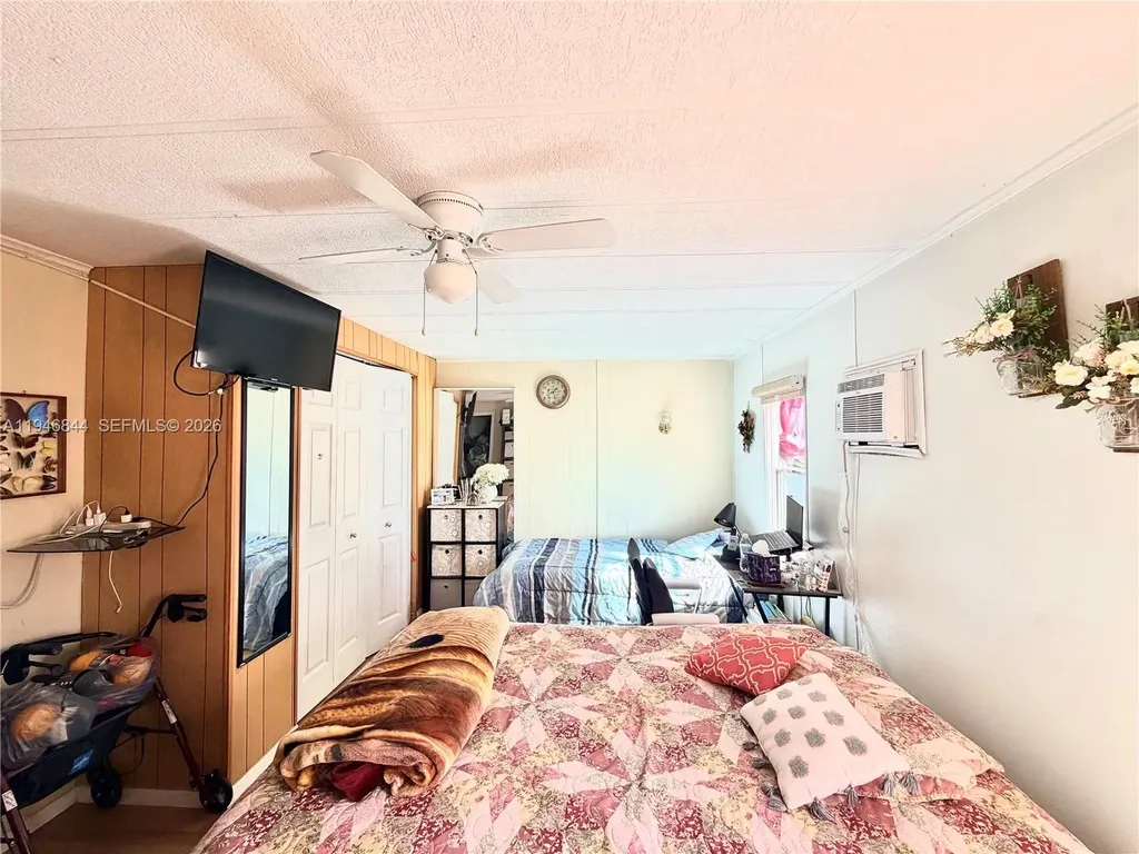 12405 SW 5th Street Fort Lauderdale FL 33325