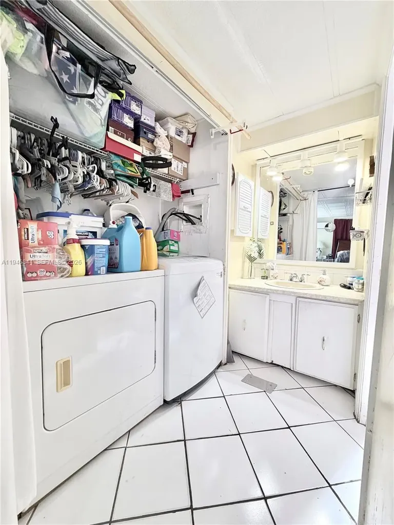 12405 SW 5th Street Fort Lauderdale FL 33325