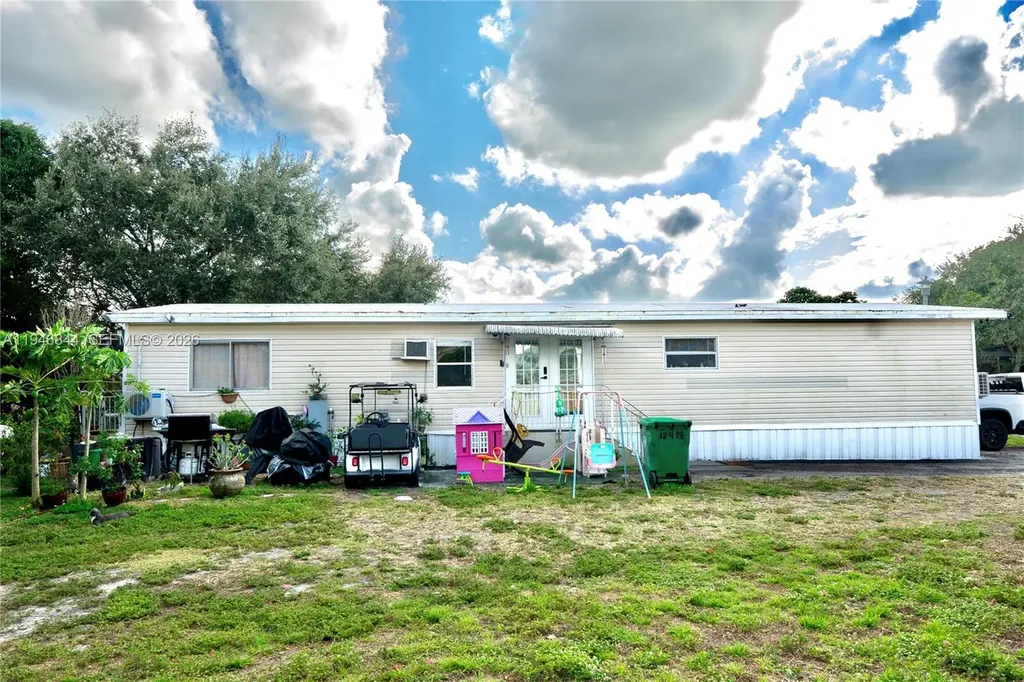 12405 SW 5th Street Fort Lauderdale FL 33325