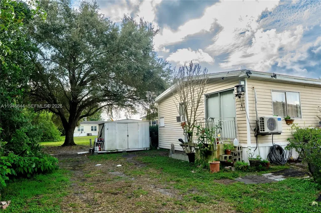 12405 SW 5th Street Fort Lauderdale FL 33325