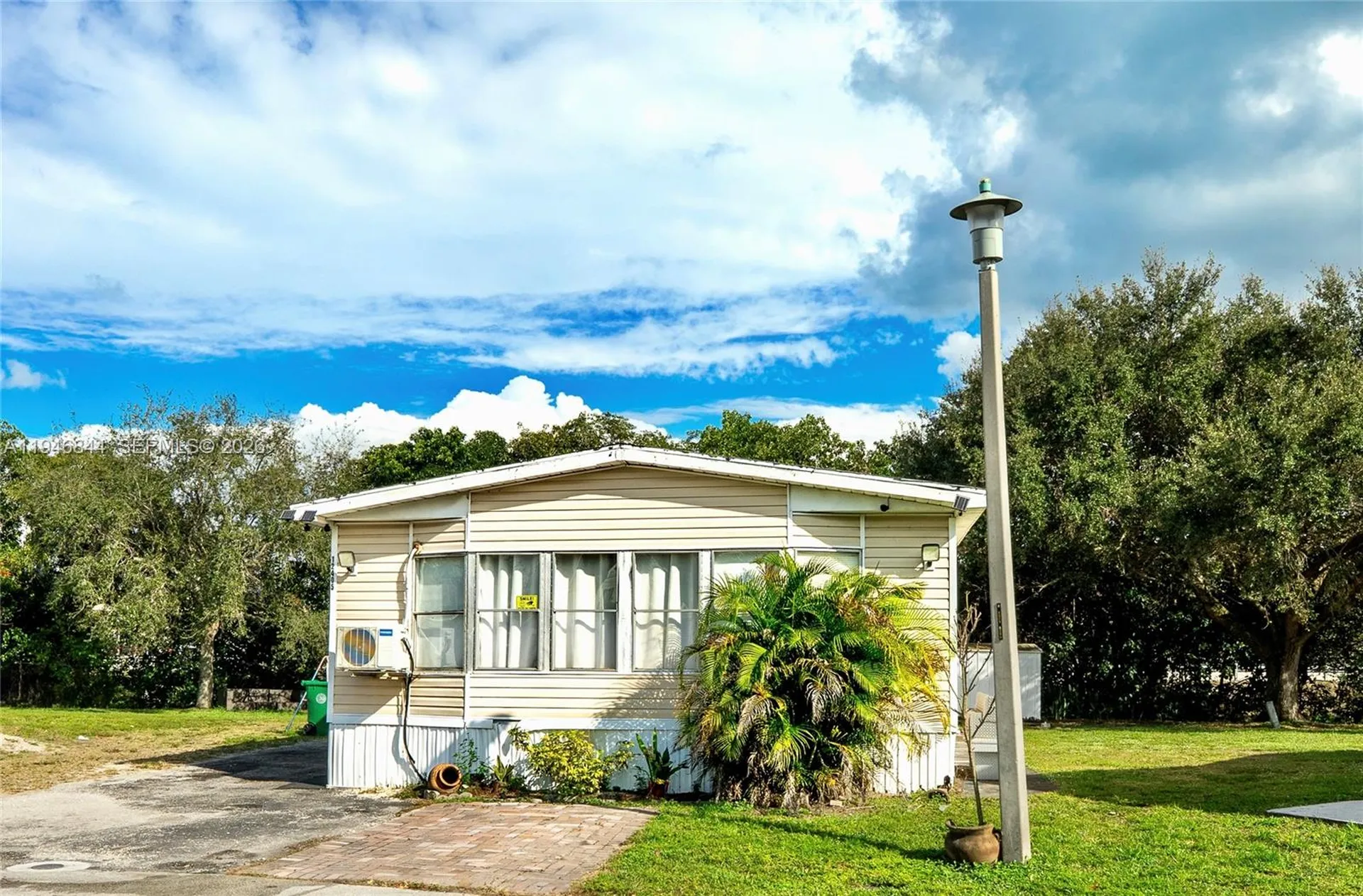 12405 SW 5th Street Fort Lauderdale FL 33325