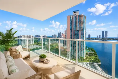 3330 NE 190th Street Aventura FL 33180