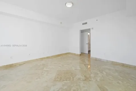 3330 NE 190th Street Aventura FL 33180
