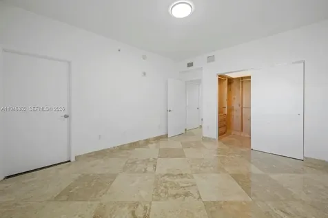3330 NE 190th Street Aventura FL 33180