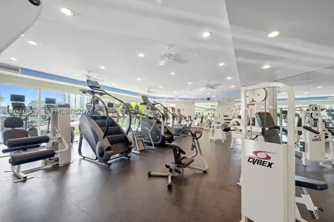 3330 NE 190th Street Aventura FL 33180