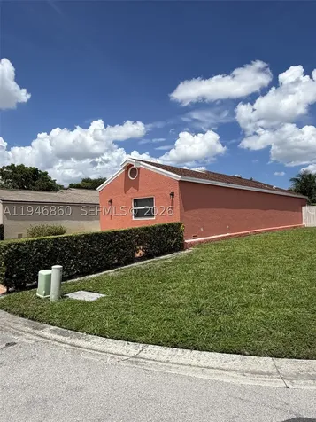 2421 SW 84th Terrace Miramar FL 33025