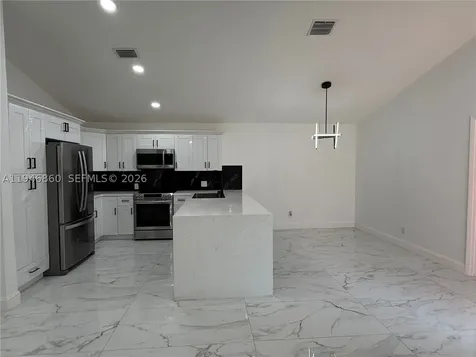 2421 SW 84th Terrace Miramar FL 33025