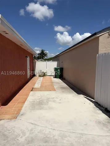 2421 SW 84th Terrace Miramar FL 33025