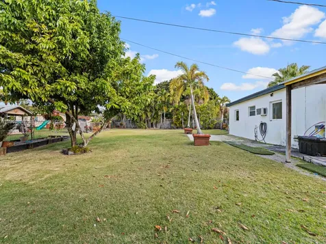 29100 Kentucky Road Homestead FL 33033