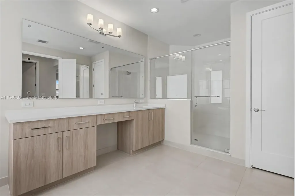 8371 Essex Country Club Drive Boca Raton FL 33434