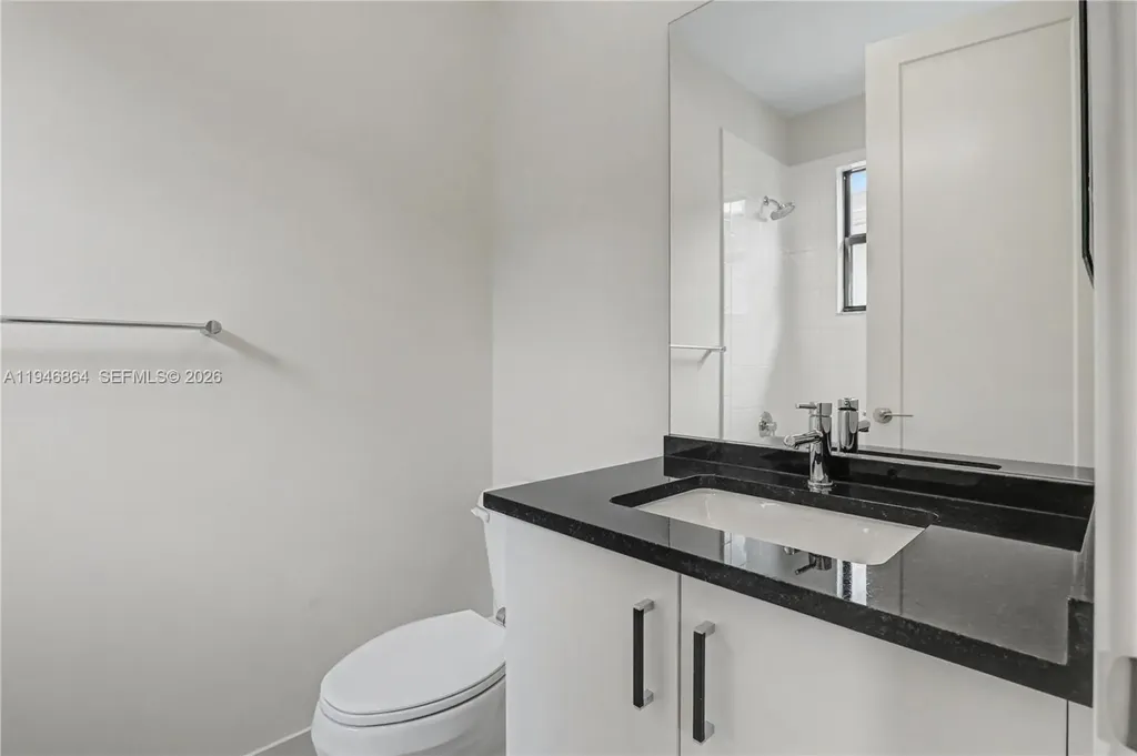 8371 Essex Country Club Drive Boca Raton FL 33434