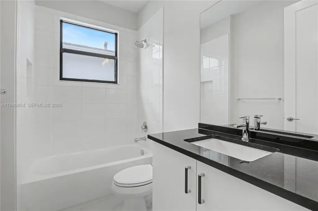 8371 Essex Country Club Drive Boca Raton FL 33434