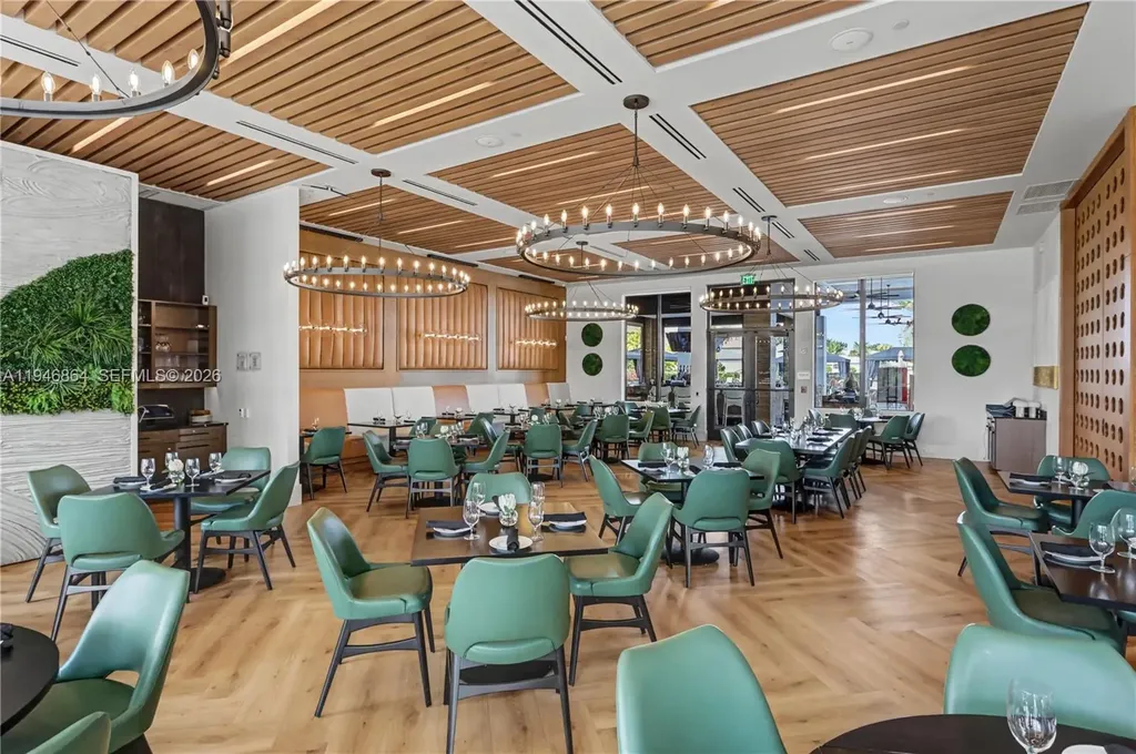 8371 Essex Country Club Drive Boca Raton FL 33434