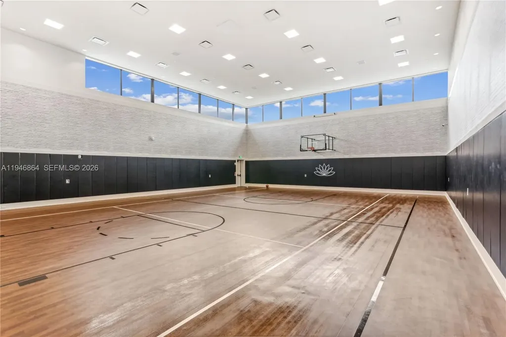 8371 Essex Country Club Drive Boca Raton FL 33434