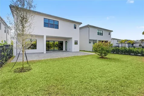 8371 Essex Country Club Drive Boca Raton FL 33434