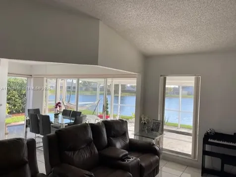 600 SE 25th Lane Homestead FL 33033