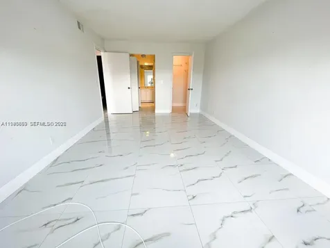 6395 Bay Club Drive Fort Lauderdale FL 33308