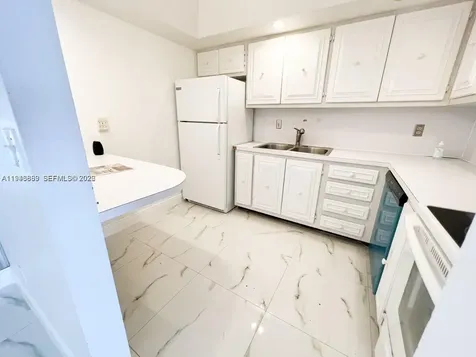 6395 Bay Club Drive Fort Lauderdale FL 33308