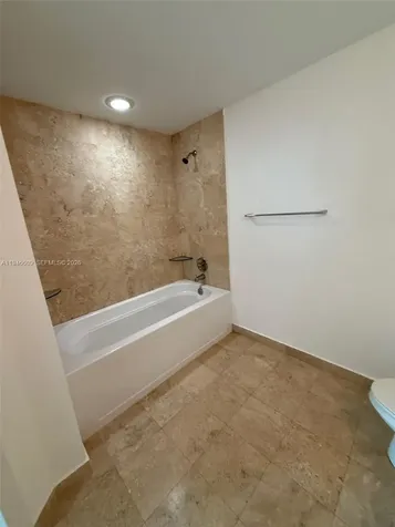350 S Miami Avenue Miami FL 33130