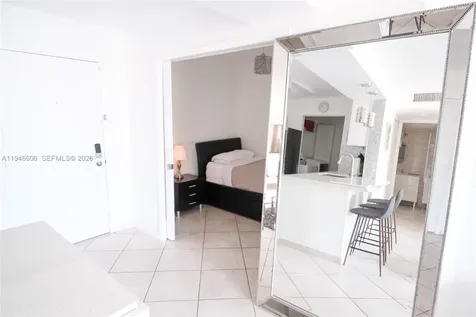 19701 E Country Club Drive Aventura FL 33180