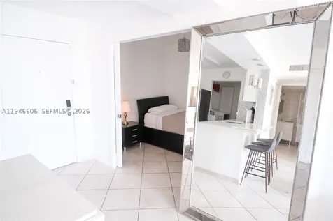 19701 E Country Club Drive Aventura FL 33180